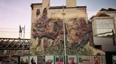 Bordalo II – Scoiattolo Rosso Gigante a Tara St Dublino